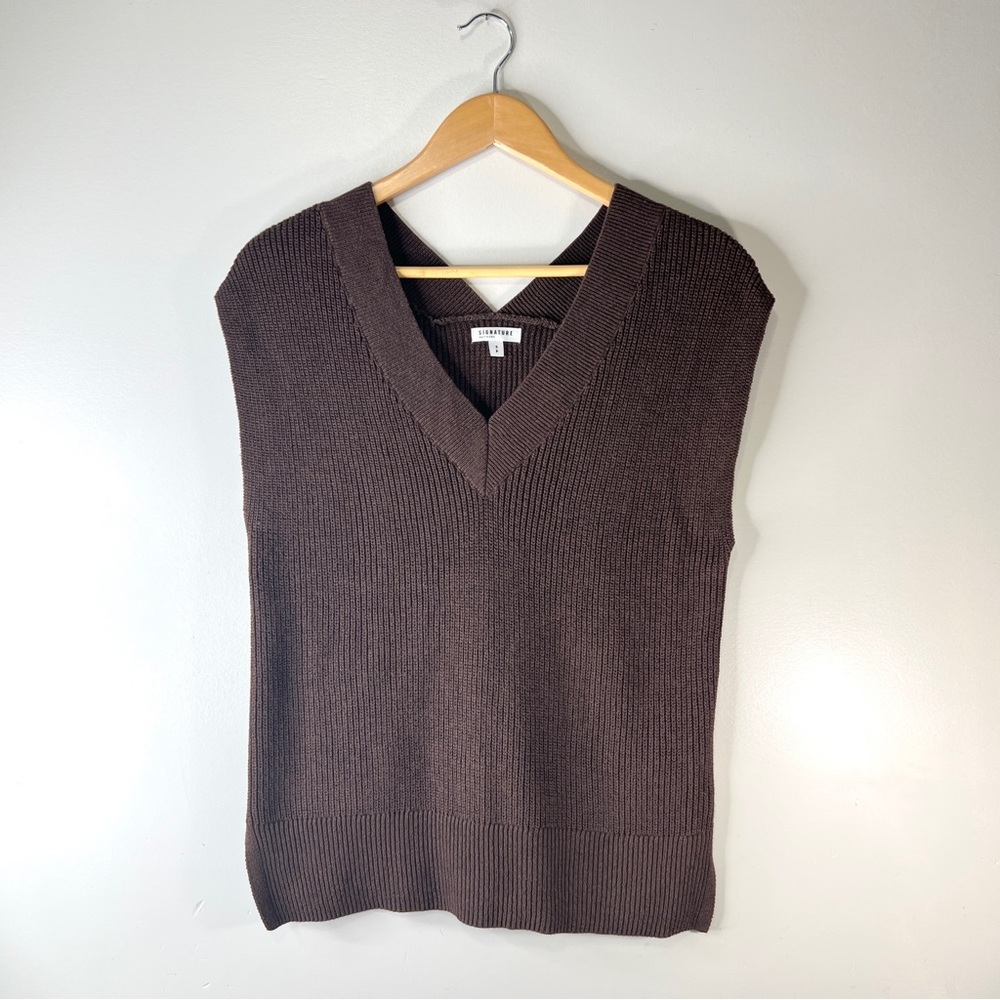 Reitmans Knit Sweater Vest Size Small Brown V-Neck Oversized Dark Academia